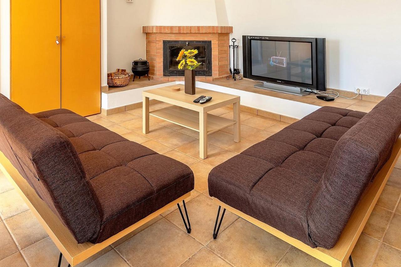 Casa Dos Ninos Bed & Breakfast